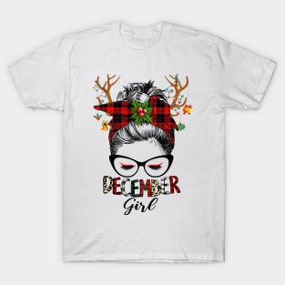 Reindeer Messy Bun December Girl Christmas December Birthday T-Shirt